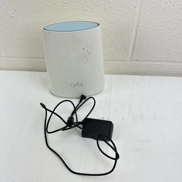 Netgear Orbi RBR40 Router Tri-band WiFi Network - Picture 3 of 5